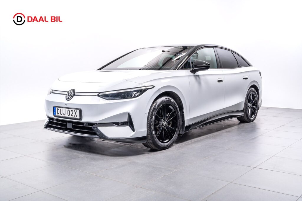 Volkswagen ID.7 PRO S 91 kWh 286HK P-VÄRM DRAG 360° HUD