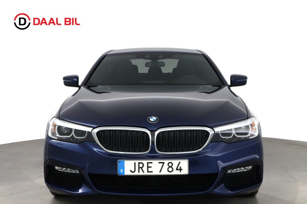 BMW 520D XDRIVE 190HK M-SPORT H/K® NFC B-KAMERA NAVIGATION