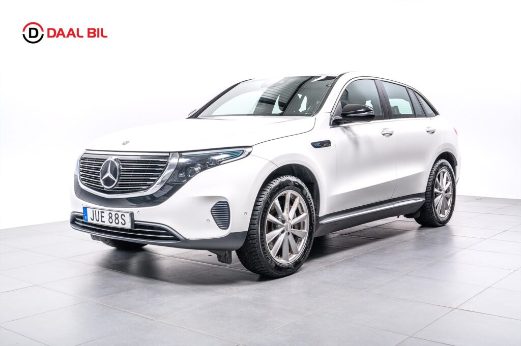 Mercedes-Benz EQC 400 4M 80 kWh 408HK DRAG B-KAM P-VÄRM NAVI
