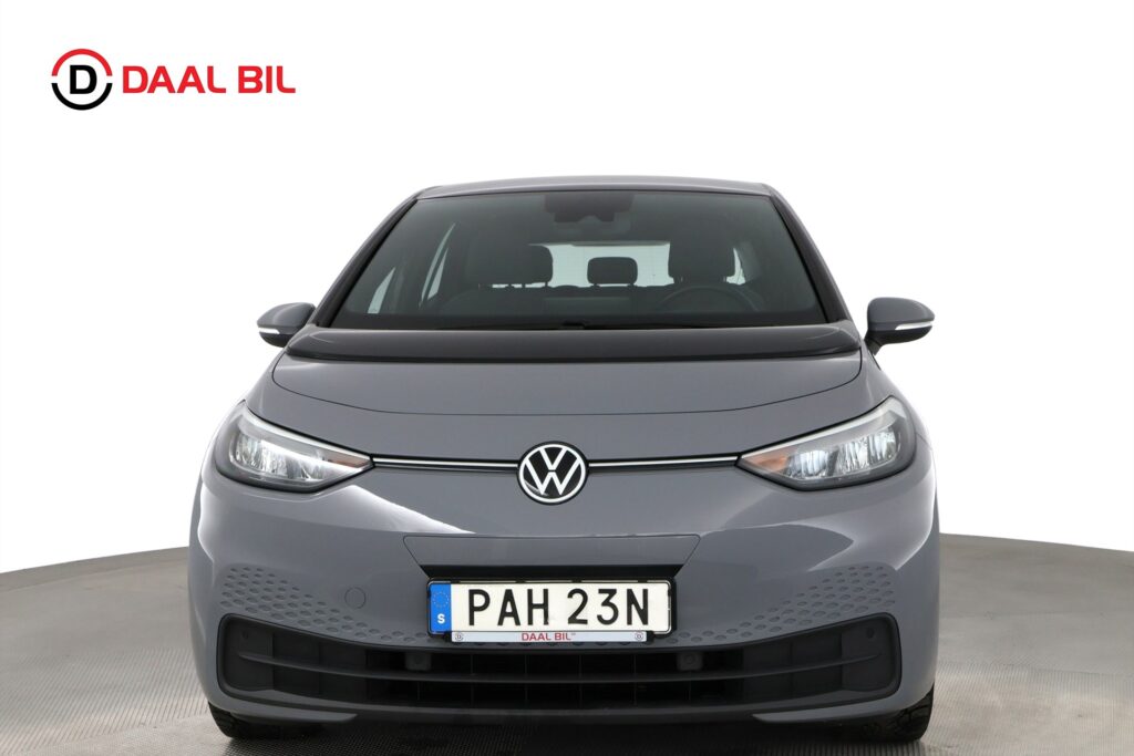 Volkswagen ID.3 PRO PERFORMANCE 58 kWh 204HK LIFE P-VÄRM NAVI APP-CON