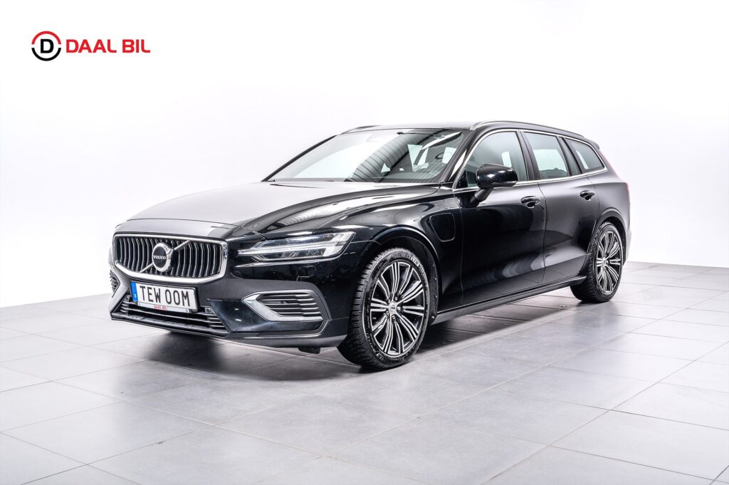Volvo V60 RECHARGE T6 AWD 350HK 80Ah CORE BRIGHT DRAG B-KAM