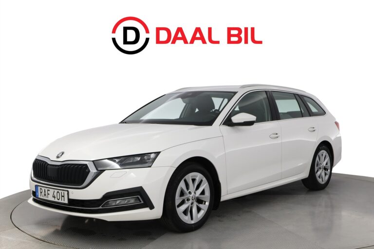Škoda Octavia KOMBI 2.0 TDI 150HK STYLE DRAG VÄRMARE B-KAMERA NFC