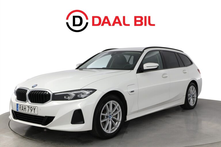 BMW 330e xDRIVE TOURING 292HK DRAG HI-FI P-VÄRM NAVI 3-ZON