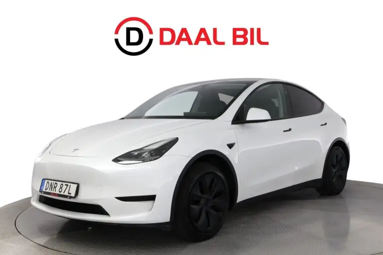 Tesla Model Y STANDARD RANGE 299HK DRAG 3D-VIEW P-VÄRM PANO AUTOPILOT