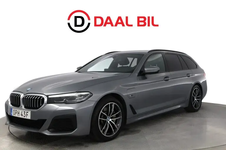 BMW 530e XDRIVE TOURING 292HK M-SPORT B-KAMERA LÄDER VÄRMARE NAV