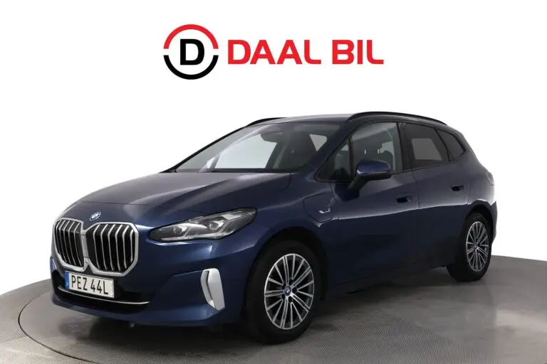 BMW 225e XDRIVE ACTIVE TOURER 245HK LUXURY LINE B-KAM NAV LÄDER