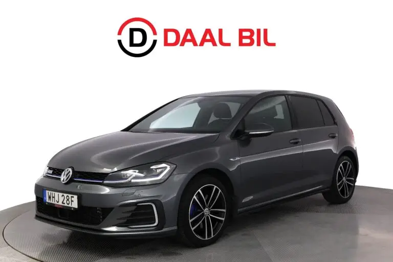 Volkswagen Golf GTE 1.4 TSI 8,7 kWh 204HK P-VÄRM P-SENS APP-CONNECT