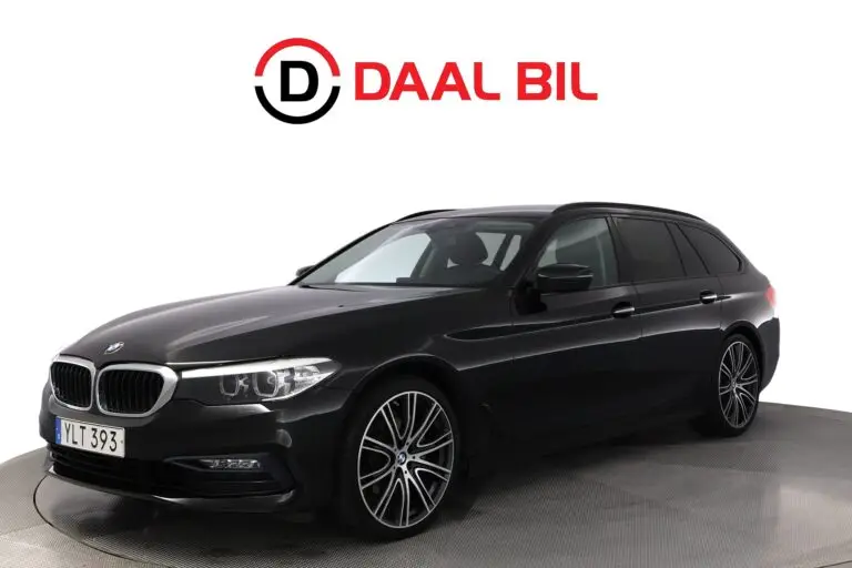 BMW 520d XDRIVE TOURING 190HK SPORT LINE PANO VÄRMARE B-KAM NFC
