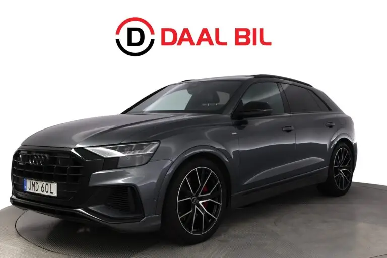 Audi Q8 60 TFSI QUATTRO 462HK S-LINE PANO LUFTFJÄD B&O® DRAG
