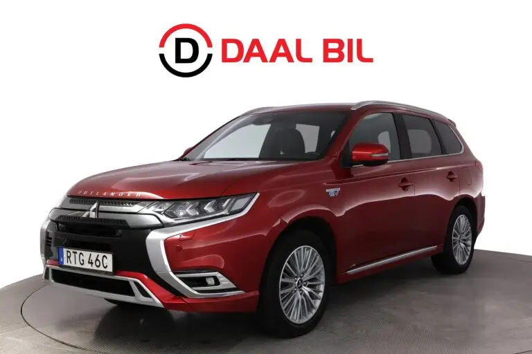 Mitsubishi Outlander PHEV CVT AWD 224HK PREMIUM POWER SOUND® 360-KAM VÄRMARE