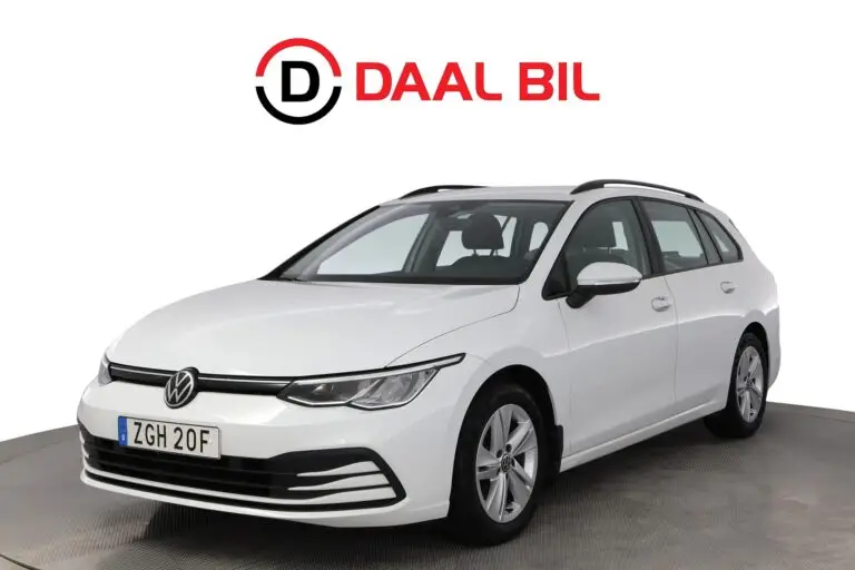 Volkswagen Golf SPORTSCOMBI 1.5 eTSI 131HK DRAG B-KAMERA VÄRMARE NAVI